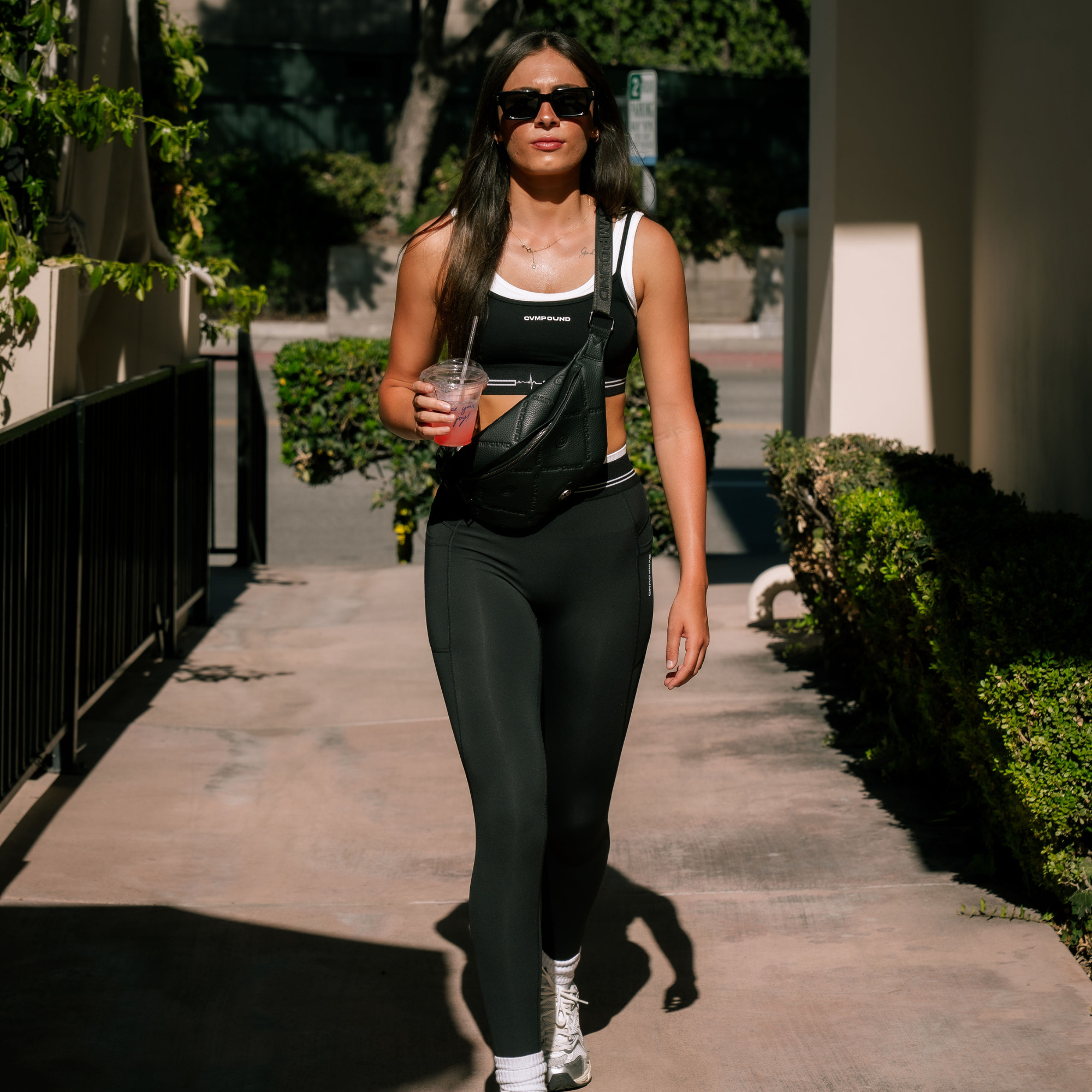 New Women's Active: Double Line Pulse Leggings (Black)