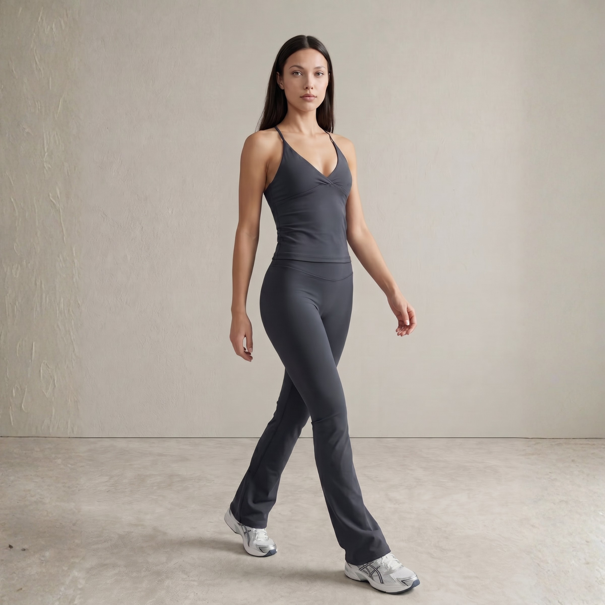 Women's Active: Twist Front Longline Top (Carbon)