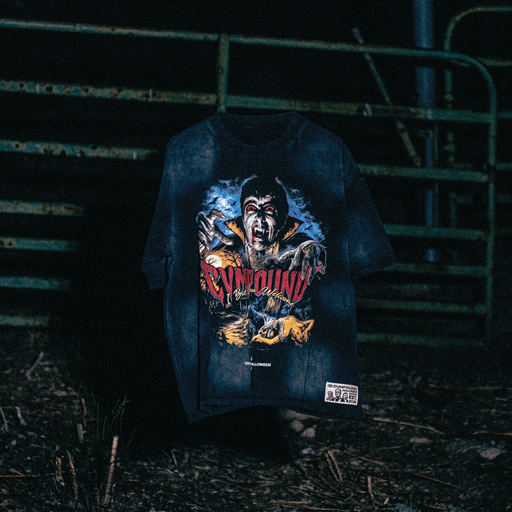 Halloween 2026: Vintage Dracula T-shirt